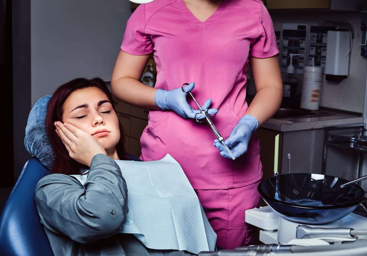 Tooth Extraction in Phoenix