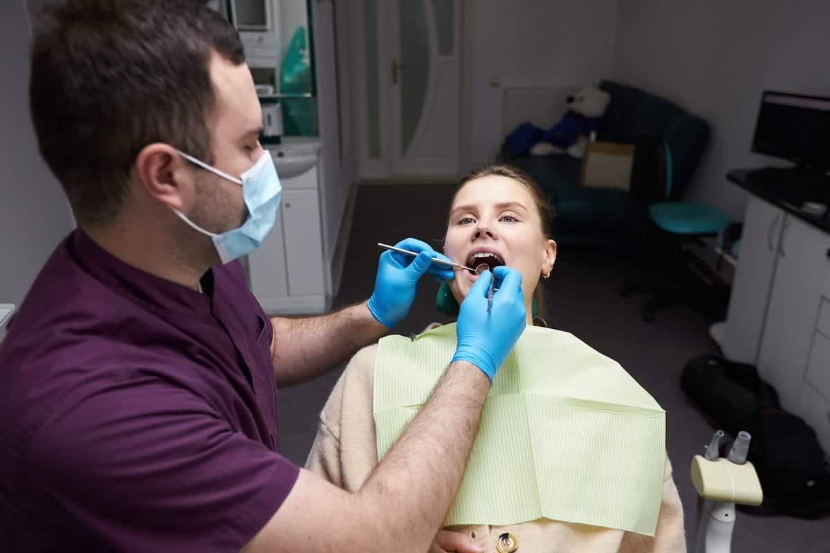 Teeth Cleaning in Deer Valley